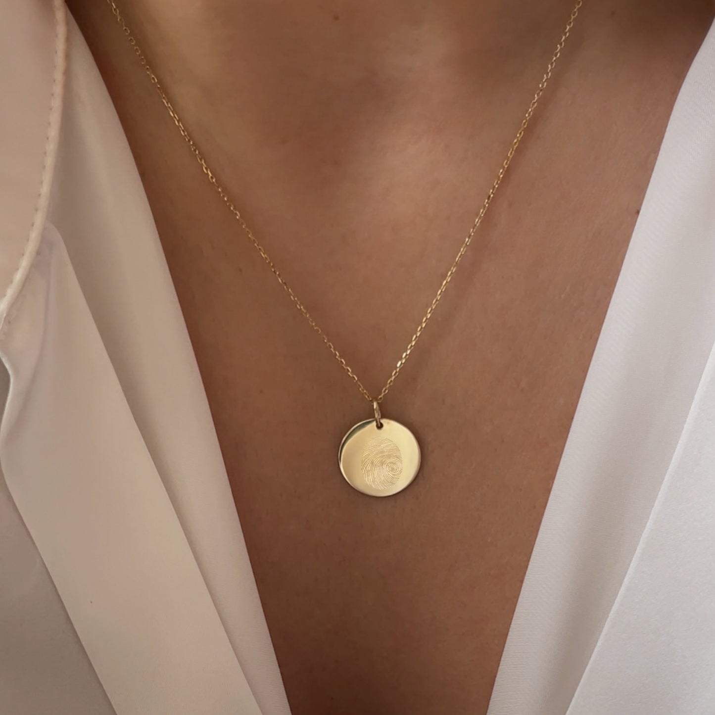 10K solid gold Actual baby's fingerprint Personalized Custom Memorial Engraved Pendant Jewelry for moms