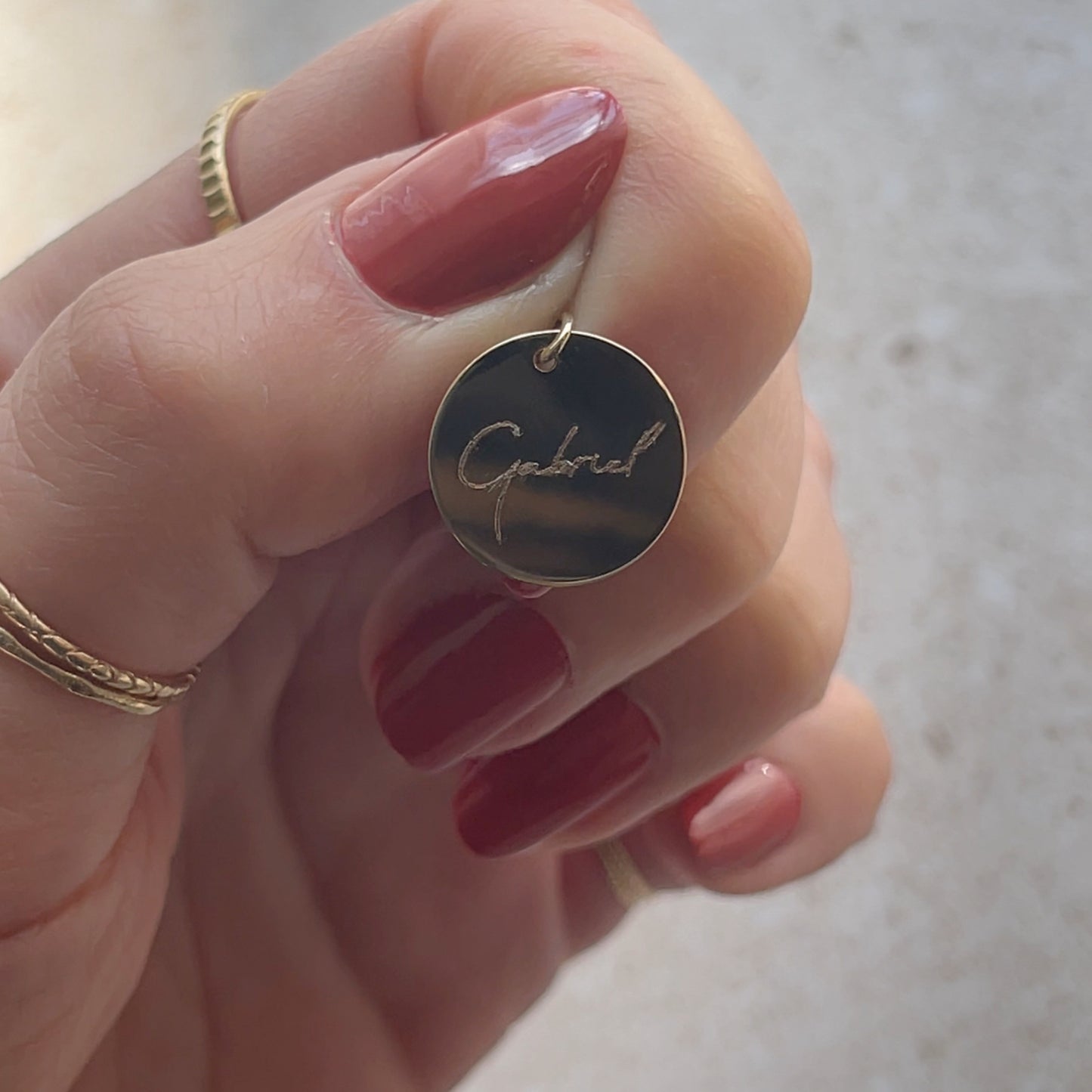 Initial Name Pendant | 10K Gold Circle