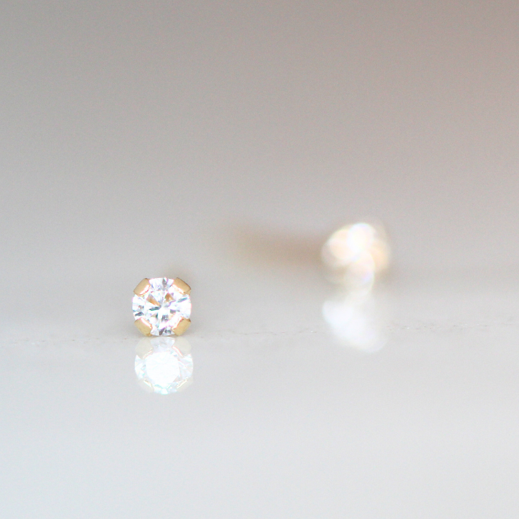 Mini Solitary Studs