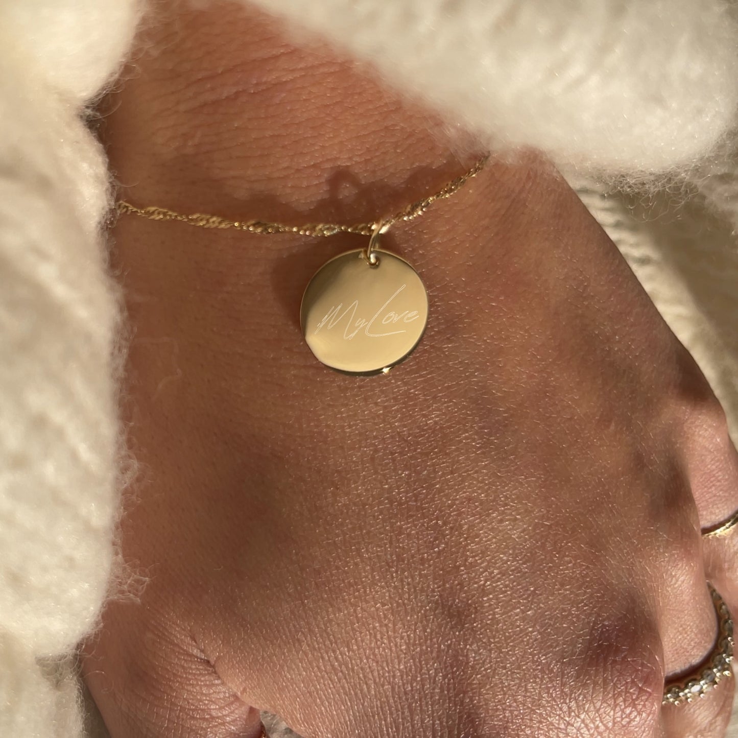 Handwriting Twisted Chain Bracelet | 10K Gold Circle