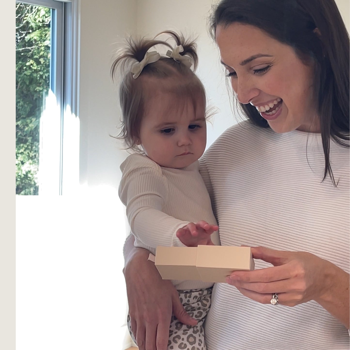 Handwriting Sphere Chain Bracelet | 10K Gold Circle