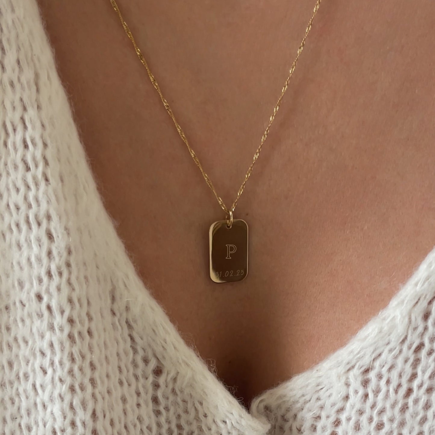 Initial Name Pendant | 10K Gold Rectangle