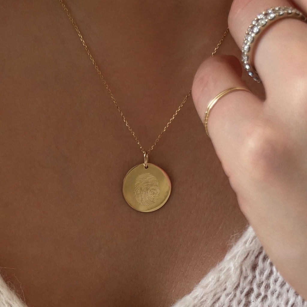 Fingerprint Cable Chain Necklace | 10K Gold Circle