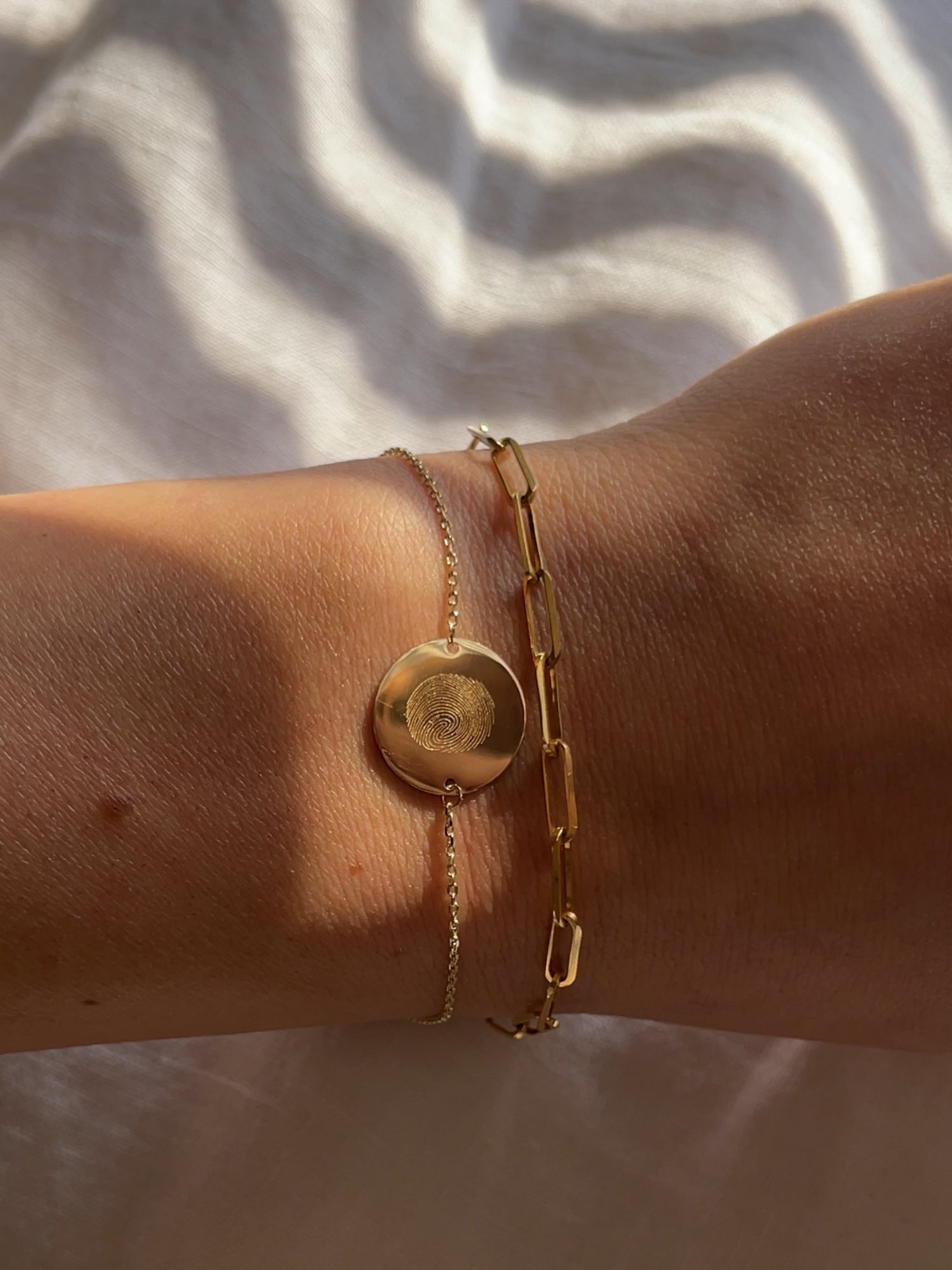 Fingerprint Bracelet | 10K Gold Circle