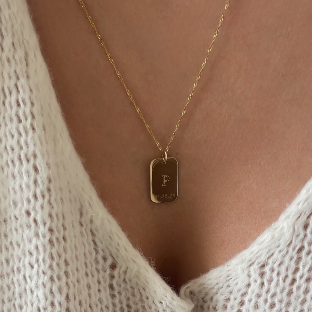 Pendentif Gravure de Main | Rectangle en Or 10 Carats